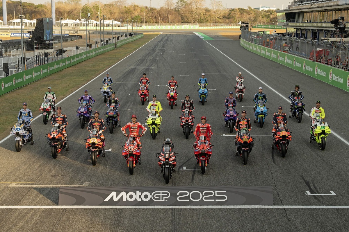 foto-de-grupo-motogp-2025.jpg