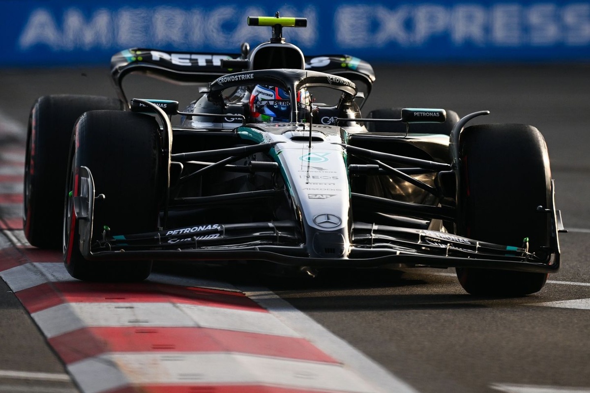 1758366434_andrea-kimi-antonelli-mercedes.jpg