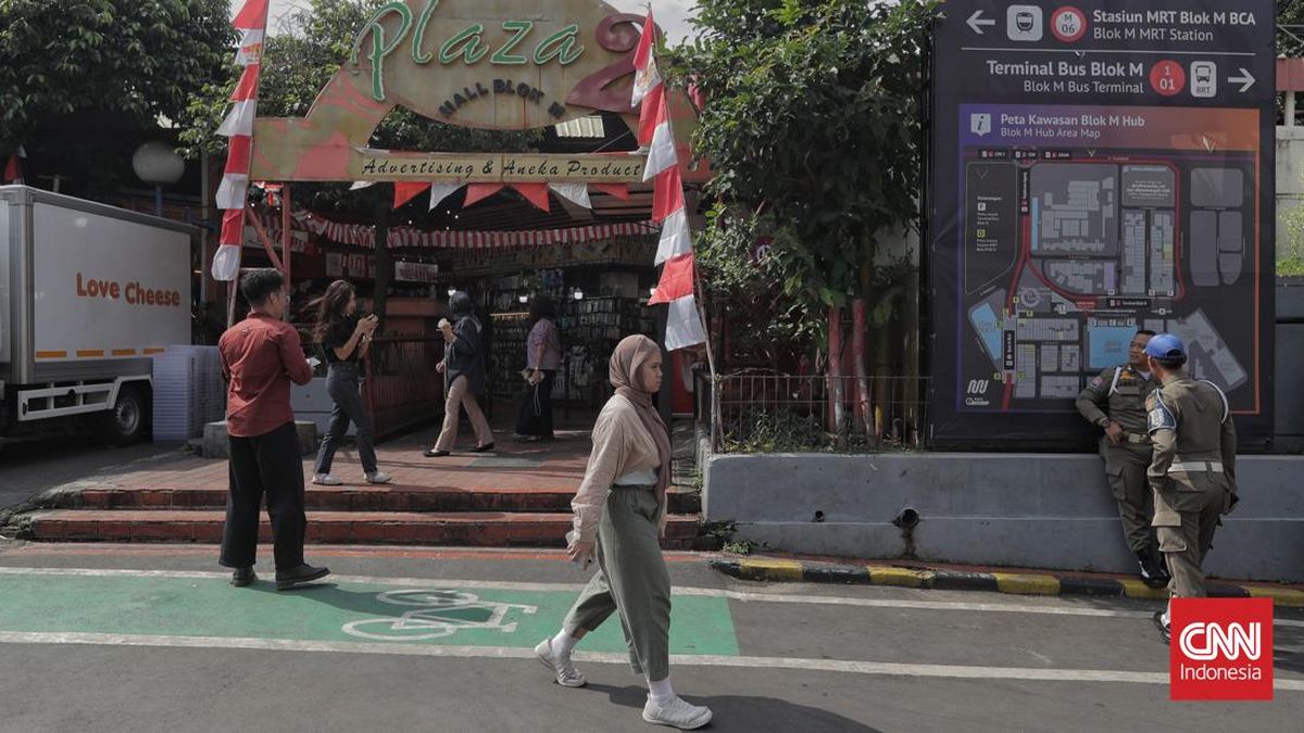 kios-kuliner-di-district-blok-m-ramai-ramai-kabur-1756895471571_169.jpeg